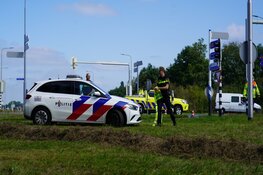 Bestelbus raakt van de weg in Bergen