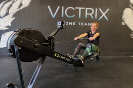 Karin Wittebrood roeit marathon voor Victrix Foundation: "Sport voor alle kinderen"
