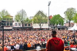 Waagplein wordt Koningsplein. Druk, maar vooral heel gezellig