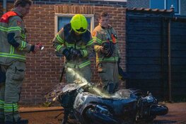 Scooter in brand gestoken in Schoorl