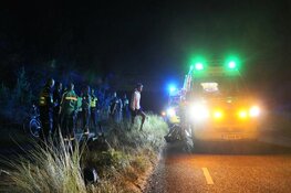 Botsing tussen twee fietsers in Schoorl, traumahelikopter ter plaatse