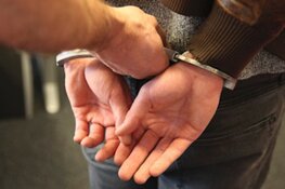 Verdachte inbraak strandtent Bergen aan Zee aangehouden. Inbraak strandtent Castricum aan Zee in nacht van zondag op maandag