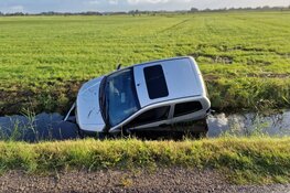 Auto te water in Bergen, bestuurder spoorloos