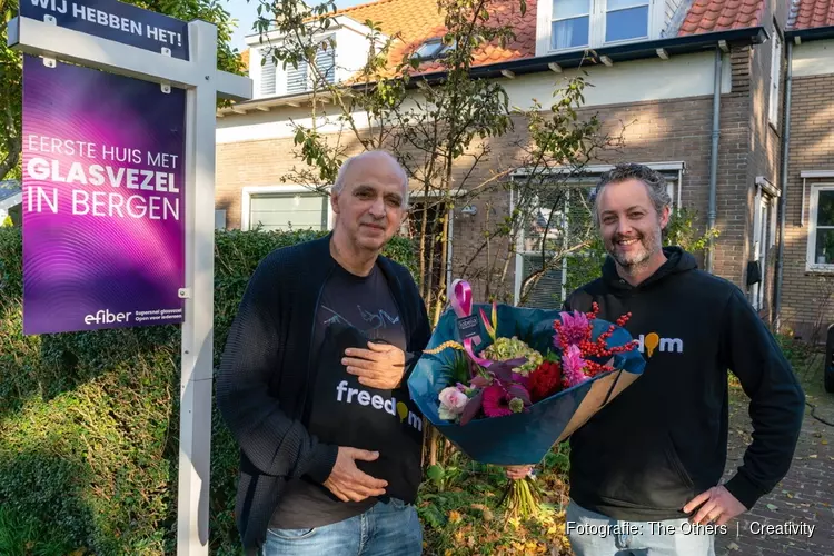 Eerste glasvezelaansluiting geactiveerd in gemeente Bergen