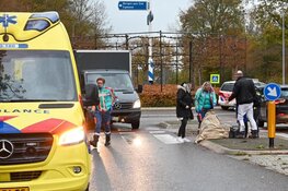 Fietsster aangereden op rotonde in Bergen