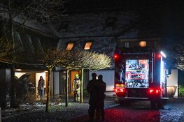 Angst voor villa bij autobrand aan Eeuwigelaan