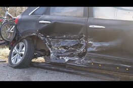 Aanrijding in Egmond aan den Hoef, twee auto's betrokken