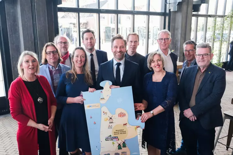 Gemeente Bergen ondertekent Woondeal 2.0 Noord-Holland Noord voor meer én betaalbare woningen