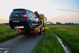 In Warmenhuizen gestolen auto eindigt in sloot in Groet