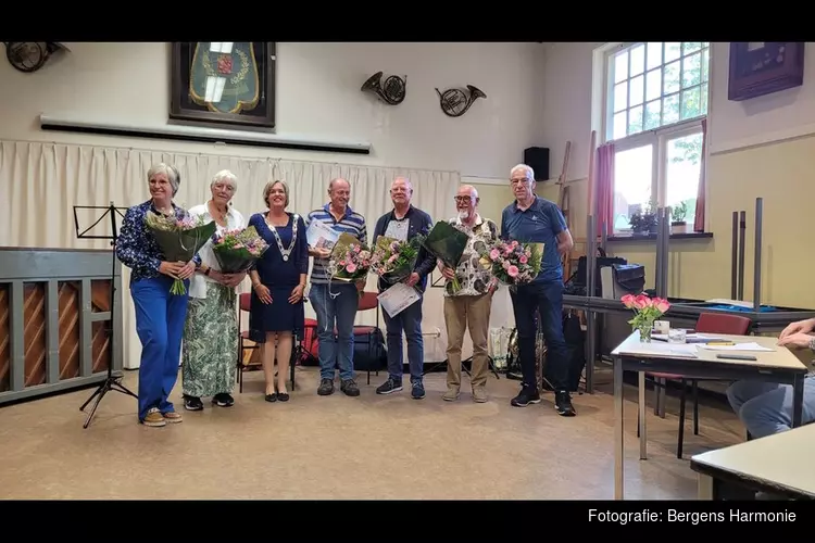 Bergens Harmonie huldigt leden.