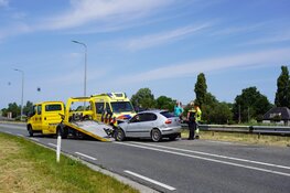 Automobiliste crasht op N9 bij Bergen