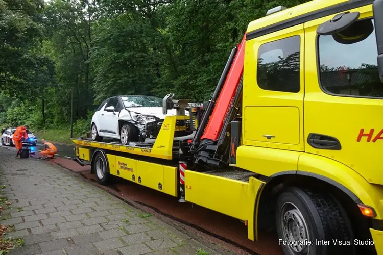 Flinke schade bij aanrijding in Schoorl