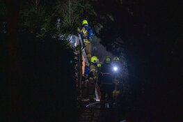 Brand in achtertuin van woning in Groet