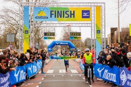 Mustefa Kedir en Sarah Lathi winnen 44e editie Groet uit Schoorl Run