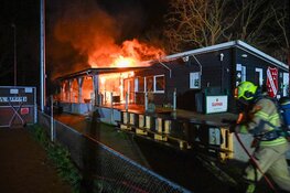 Flinke brand bij tennisvereniging BSV in Bergen