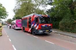 Brand in woning met rieten kap in Groet