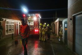 Korte brand in Egmond aan Zee: vrouw naar ziekenhuis