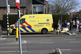 Aanrijding tussen fietsers en scooter in Bergen