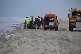 Overleden persoon aangetroffen op strand in Bergen aan Zee