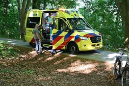 Twee fietsers gewond bij botsing in Bergen