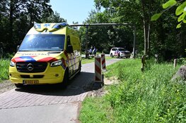 Twee wielrenners komen met elkaar in botsing en raken gewond in Bergen