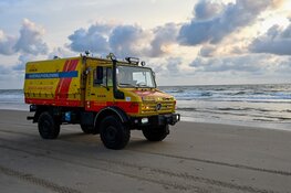 Hulpdiensten groots ingezet na melding van omgeslagen schip op Noordzee