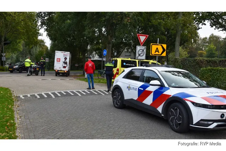 Fietsster botst met boodschappenbezorger