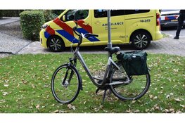 Fietsster botst met boodschappenbezorger