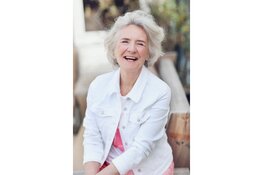 Loes den Hollander signeert bij Boekhandel Thomas