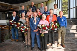 Veertien koninklijke onderscheidingen tijdens Lintjesregen in gemeente Bergen