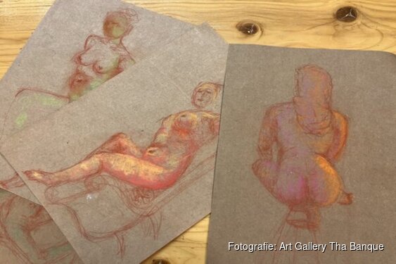 Model schetsen op zaterdag 6 juni in Art Gallery Tha Banque Plein 29 in Bergen