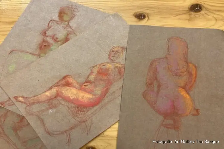 Model schetsen op zaterdag 6 juni in Art Gallery Tha Banque Plein 29 in Bergen