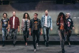 K-otic viert 25-jarig jubileum met een clubtour