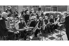 Gratis muzikale middag in de lounge van Grand Café Bourgogne met de Schoorlse Big Band