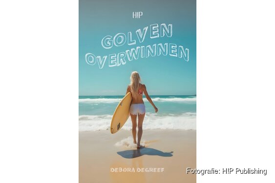 Surfkamp in Bergen aan Zee als decor voor boek Golven overwinnen