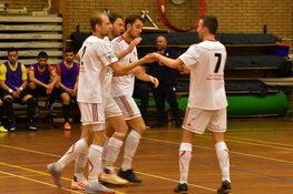 White Stones zeker van nacompetitie