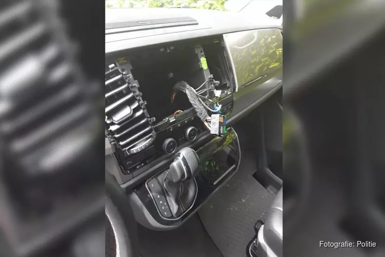 Politie waarschuwt: inbraakgolf in dure auto&#39;s Bergen
