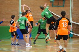 Vrone/Berdos pakt punt tegen HVV '70