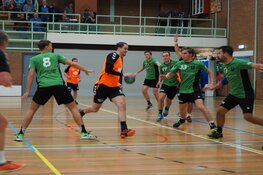 Vrone/Berdos pakt punt tegen HVV &#39;70