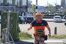 Henk Vos (72) slaagt in marathon-missie