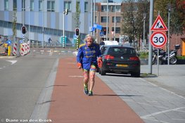 Henk Vos (72) slaagt in marathon-missie