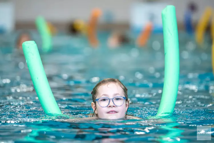 Zwemlessen Zwemschool De Beeck Bergen starten vanaf 18 mei