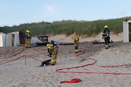 Vier strandhuisjes in brand in Camperduin